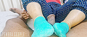 Stepsister Taking part in Toes Job With Her Stepbrother Dick