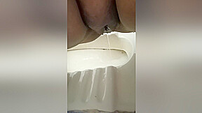 Simeran Aunty Pissing In Rest room