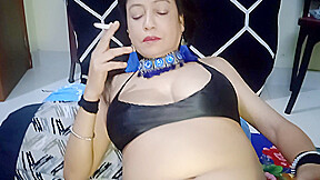 Indian Desi Bhabhi Handjob, And Drink , Smoke Cigarette, Scorching,pussy,nippal, Boobs
