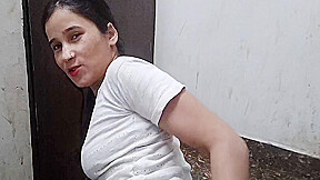 Pakistan Ki Bhabhi Ko Ghar Pe Bulakar Jabar Dasti Pela
